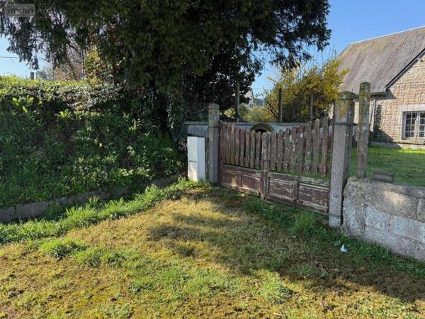 Terrain à Batir à vendre à Sainte-Cécile dans la Manche (50800), ref : 50038-2596