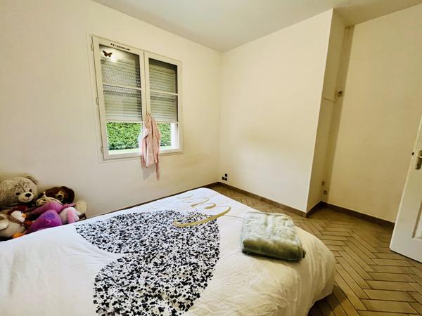 Maison spacieuse de 3 chambres avec jardin et piscine