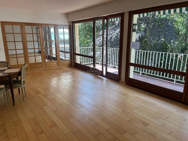 Appartement Maisons Laffitte 5 pièce(s) 112 m2 725 000 € **  - Référence  4742
