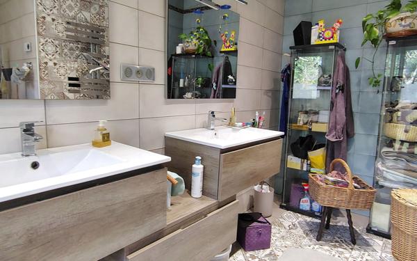 Maison à vendre    5 pièces •  Arvert