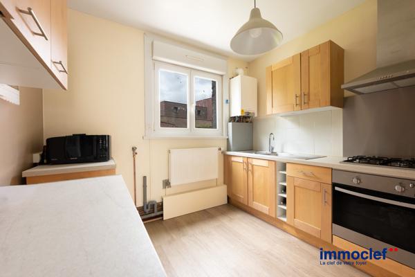 Vente Appartement 59m 2 - 2 chambre(s) - Lille, • Réf. VA1987