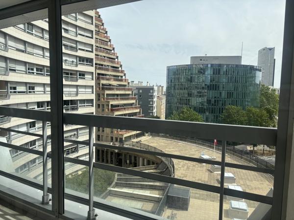 APPARTEMENT À LOUER COURBEVOIE
