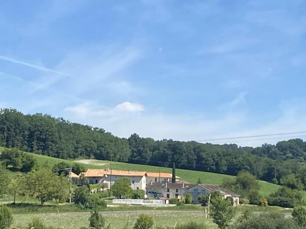Maison de vacances de 3 chambres avec piscine