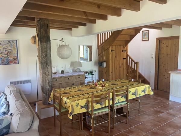 Maison de vacances de 3 chambres avec piscine