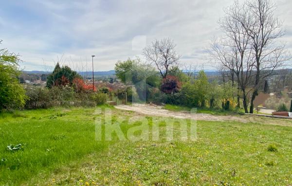 Terrain constructible à Saint-Uze