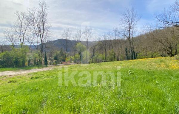 Terrain constructible à Saint-Uze