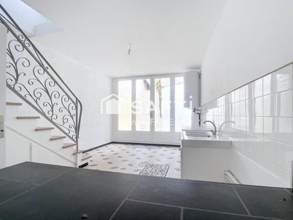 Immeuble en Duplex en un logement avec 3 chambres avec de Grands volumes