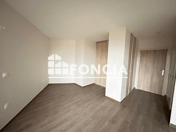 Location Studio 31.51 m² - 2 RUE LE FULTON Bourges 18000