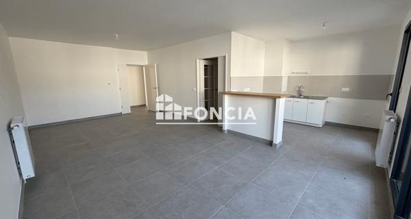 Location Appartement 4 pièces 92.82 m² - Bagnolet 93170