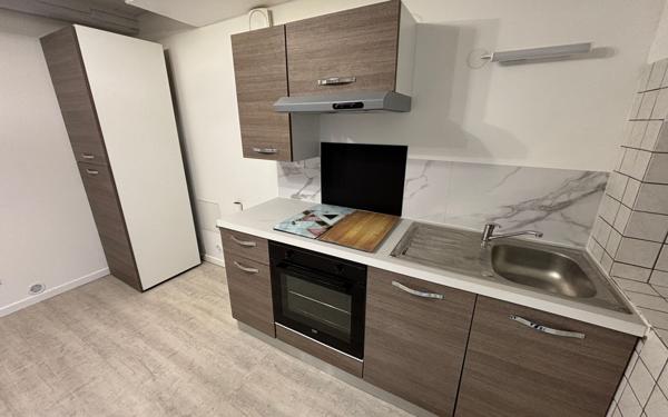 Maison à louer    2 pièces • 44,78 m2 Croutelle