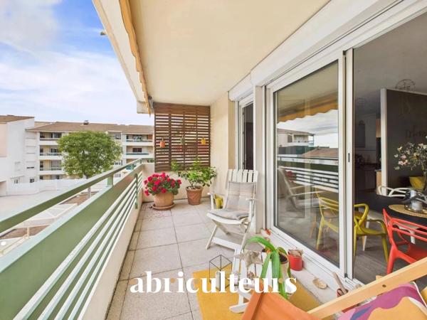 T3 TRAVERSANT 74 m² MARSEILLE 8ème PRADO | Volumes & Vue Dégagée