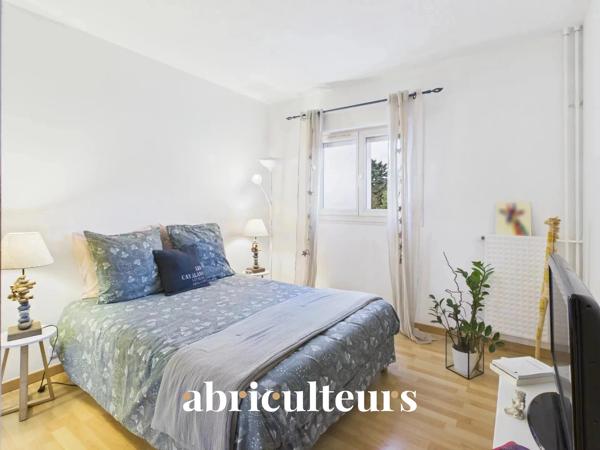 T3 TRAVERSANT 74 m² MARSEILLE 8ème PRADO | Volumes & Vue Dégagée