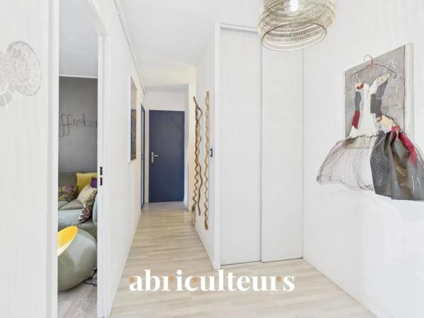 T3 TRAVERSANT 74 m² MARSEILLE 8ème PRADO | Volumes & Vue Dégagée