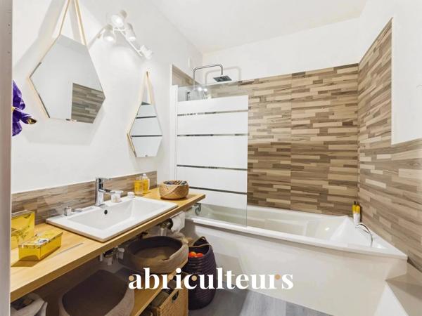 T3 TRAVERSANT 74 m² MARSEILLE 8ème PRADO | Volumes & Vue Dégagée