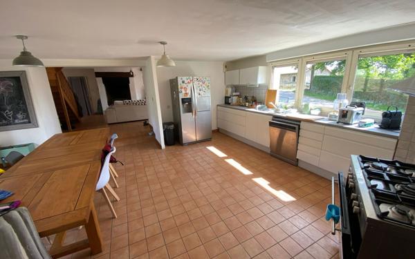 Maison à vendre    4 pièces •  Saint-Léonard-de-Noblat