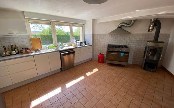 Maison à vendre    4 pièces •  Saint-Léonard-de-Noblat