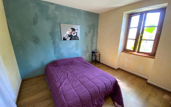 Maison à vendre    4 pièces •  Saint-Léonard-de-Noblat