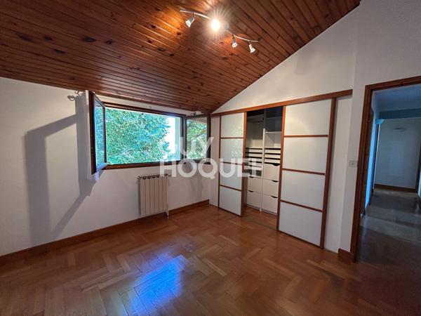 Quartier calme et prisé , villa familiale état exceptionnel