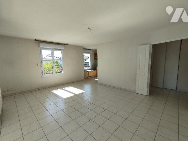 Appartement 3 pièces 64m², stationnement privatif
