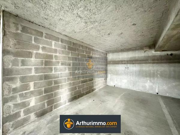 Vente                                                      Appartement
                        
                     2 pièces                      49 m2                     à Bussy-Saint-Georges