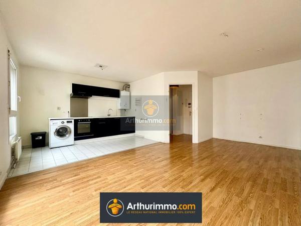 Vente                                                      Appartement
                        
                     2 pièces                      49 m2                     à Bussy-Saint-Georges