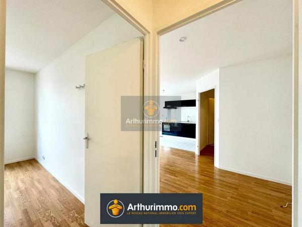 Vente                                                      Appartement
                        
                     2 pièces                      49 m2                     à Bussy-Saint-Georges