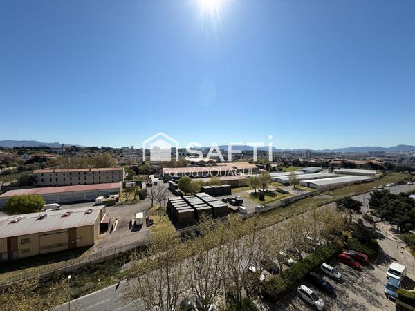 T3 lumineux - traversant avec vue panoramique - grand balcon