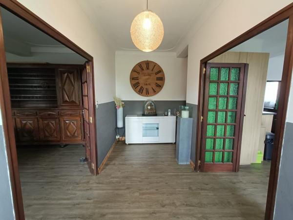 Maison 6 pièces - 245 m²