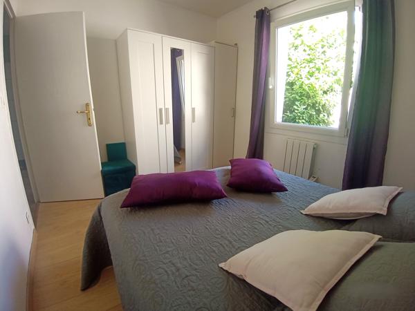 Maison
         4 pièces
        - 92 m² Exclusivité 285 000 € *