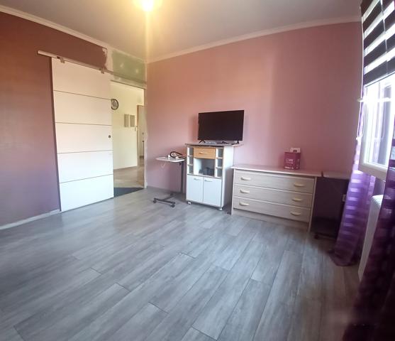 Maison
         4 pièces
        - 92 m² Exclusivité 285 000 € *