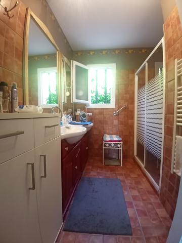 Maison
         4 pièces
        - 92 m² Exclusivité 285 000 € *