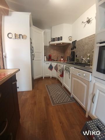 Maison
         4 pièces
        - 92 m² Exclusivité 285 000 € *