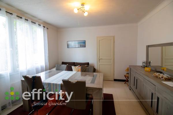 Maison
         4 pièces
        - 80 m² 209 700 €*