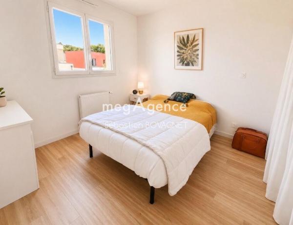 Maison à ALLONNES, 72700 - 5 pièces 90m²