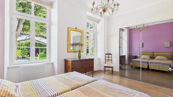 Maison 310M2, 4 chambres, Dépendances 220M2, parc aboré, piscine