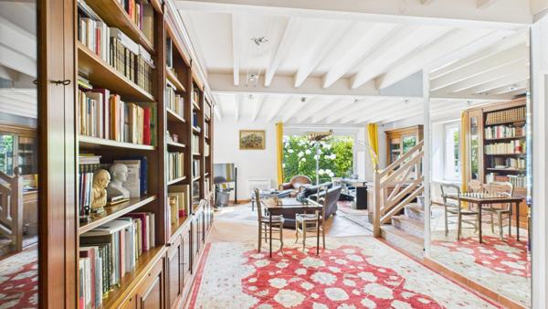 Maison 310M2, 4 chambres, Dépendances 220M2, parc aboré, piscine