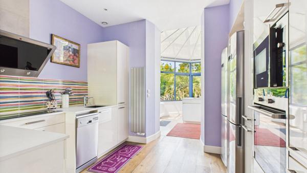 Maison 310M2, 4 chambres, Dépendances 220M2, parc aboré, piscine