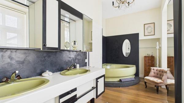 Maison 310M2, 4 chambres, Dépendances 220M2, parc aboré, piscine