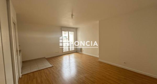 Location Studio 30.2 m² - Mainvilliers 28300