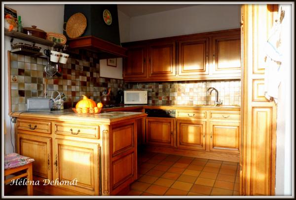 En vente cette maison mitoyenne en bord de mer.