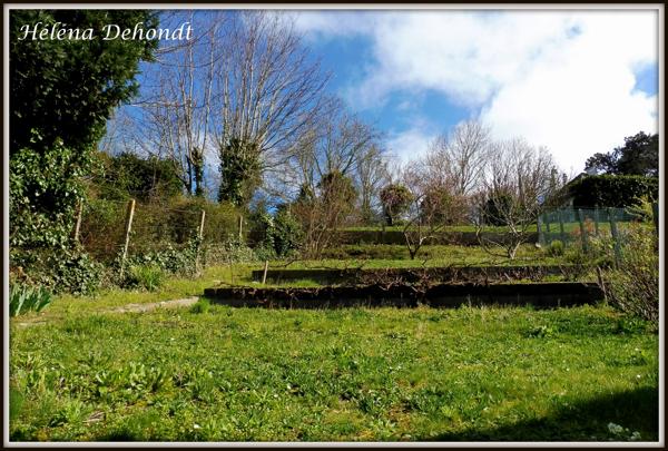 En vente cette maison mitoyenne en bord de mer.