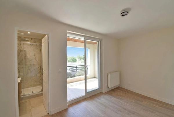 Appartement d'exception à vendre 5 pièces ANTONY (92) - Garage 2 places de parking