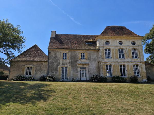 Chateau à vendre à Saint-Germain-et-Mons (24520) - Dordogne