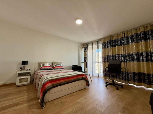 Appartement Evry Courcouronnes 4 pièce(s) 84 m2