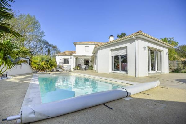 Vente Maison 10 pièces 243 m2 à Bouaye