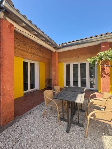 SAINT REMY DE PROVENCE - MAISON INDIVIDUELLE - 3 CHAMBRES - JARDIN - GARAGE 20 m²