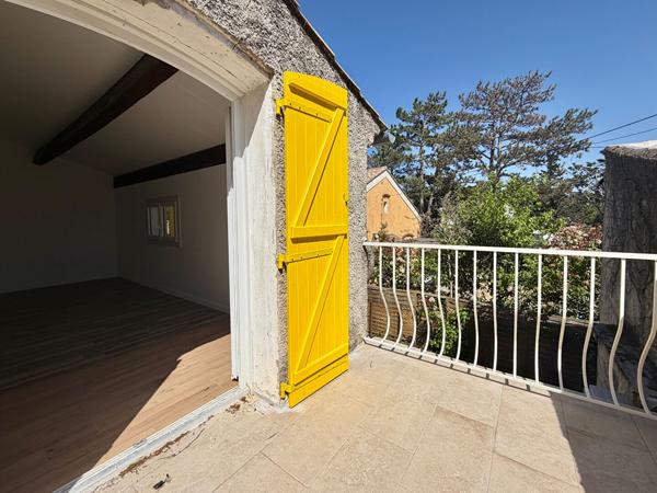 SAINT REMY DE PROVENCE - MAISON INDIVIDUELLE - 3 CHAMBRES - JARDIN - GARAGE 20 m²
