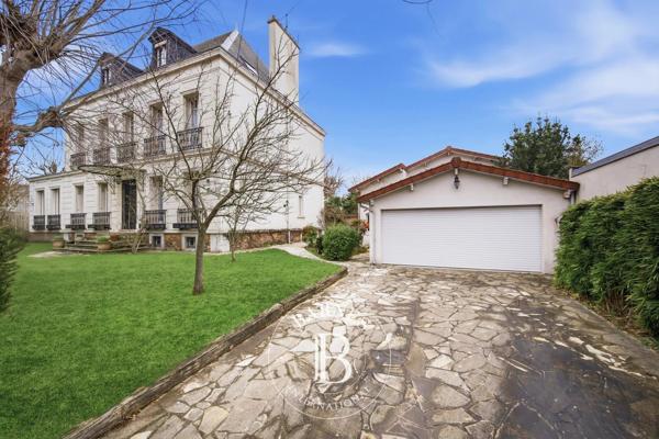 Saint-Maur-des-Fossés, Maison 6 Chambres -  364 m² à vendre