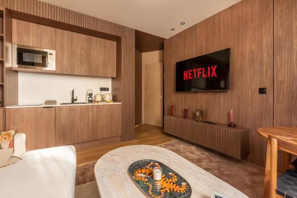 A LOUER : T2 à LILLE • Opera • 2 500 € CC • Réf. L8554