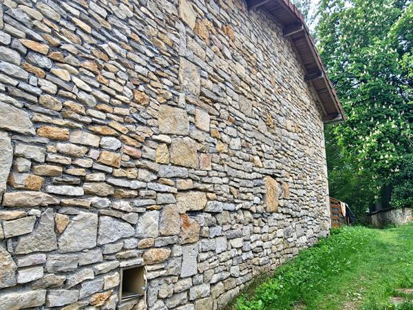 Moulin dans un hameau proche de Caylus Caylus